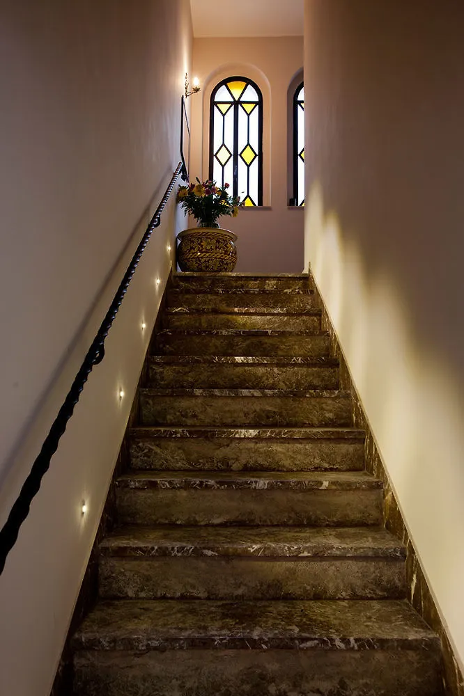 Porta Di Mezzo Luxury Suites & Rooms Taormina